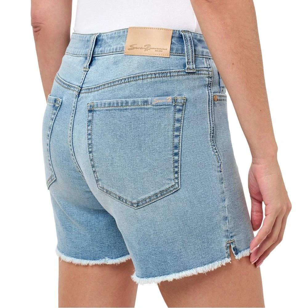 NWT Seven7 Women's Weekend Short